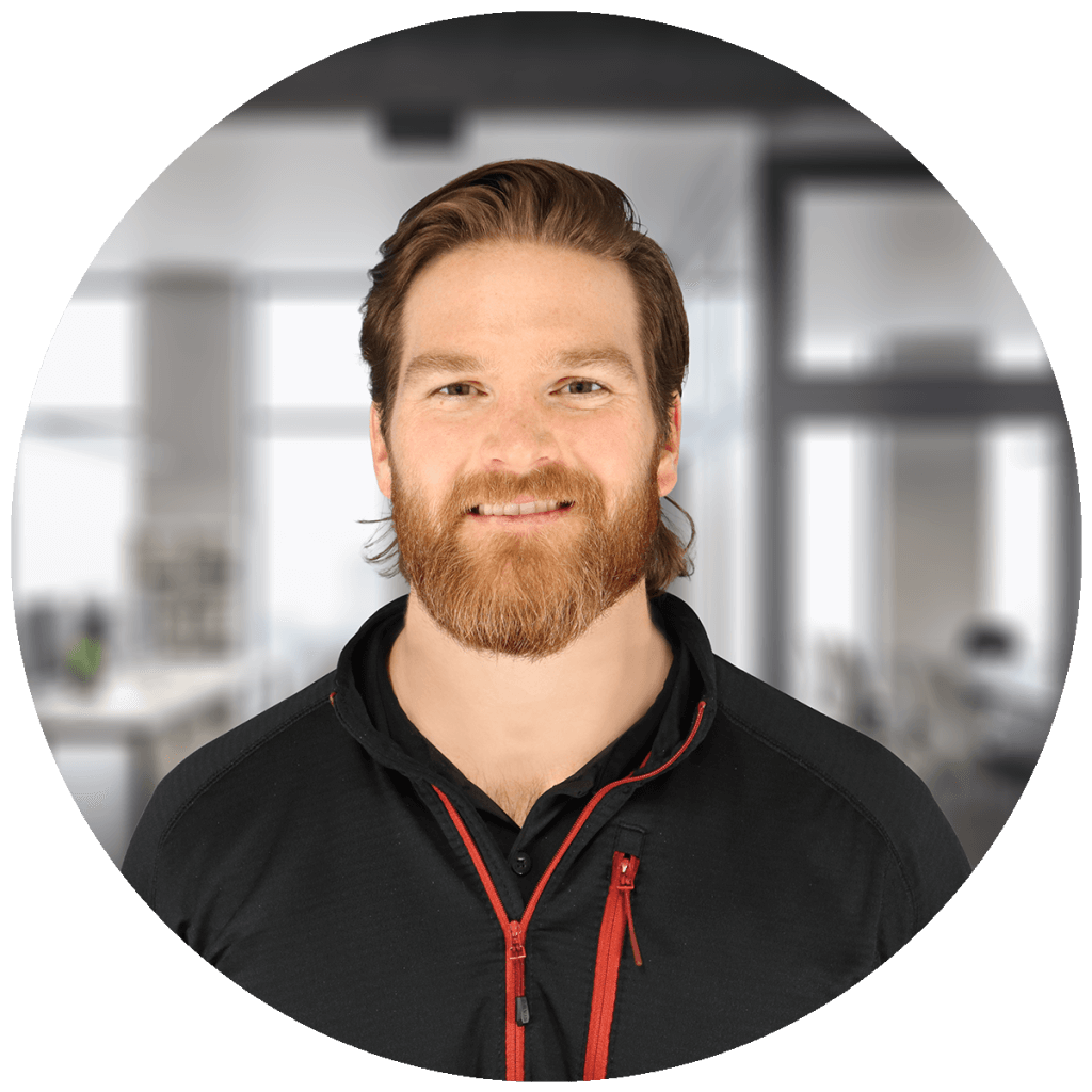 Tucker York Headshot 2026 Circle